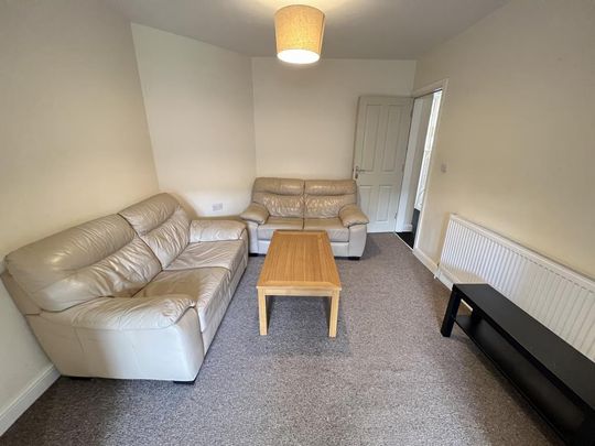 Lane, Coventry, Cv4 9dw, Tile Hill - Photo 1