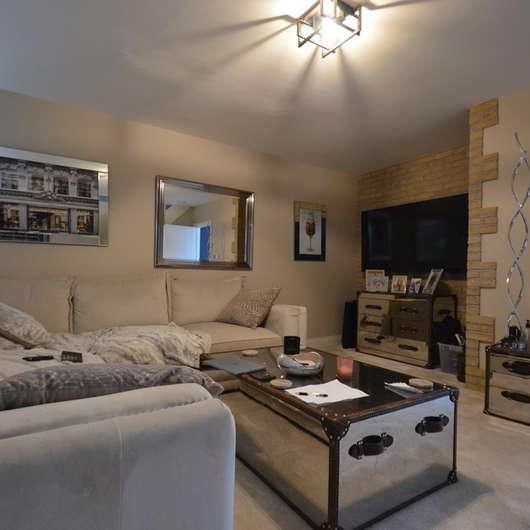 High Street, Shepperton, TW17 - Photo 1