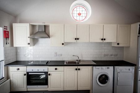 19a Northland Road, Derry, BT48 7HZ - Photo 5