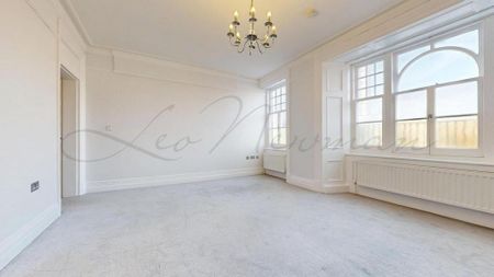 4 bedroom flat to rent - Photo 4