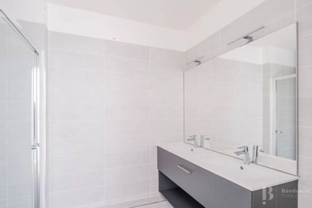 Rental Apartment Puteaux Pressensé-Rives de Seine - Photo 5