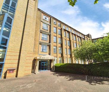 Durrant Court, Brook Street, Chelmsford, Essex, CM1 - Photo 4