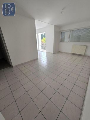 Location Appartement 4 pièces 67m² LE BOUSCAT 33110 - Photo 1