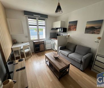 Location Appartement 1 pièce 15m² - Photo 1