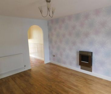 2 bedroom terraced house to rent - Photo 2