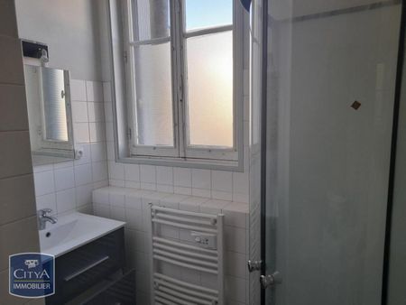 Location Appartement 2 pièces 52m² CHINON 37500 - Photo 2