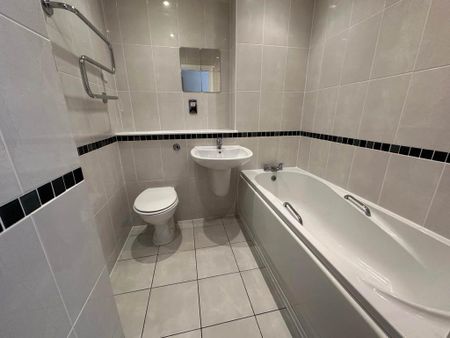 2 bedroom flat to rent - Photo 5