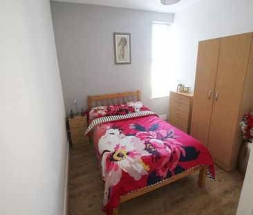 130 Monks Road, Lincoln, Lincolnsire, LN2 5PH - Photo 3