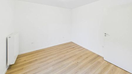 Appartement F2 - RESIDENCE NEUVE - PLATEAU DE HAYE - CUISINE EQUIPEE - TERRASSE - PARKING EXTERIEUR - Photo 5