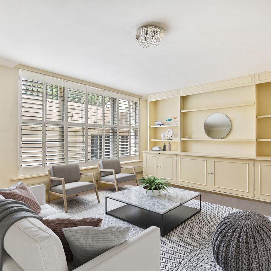 50 Millbank, Pimlico, SW1P, London - Photo 1