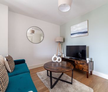 1 Bed Flat, Ivy Point, E3 - Photo 1