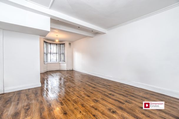 Dawlish Road, E10, London - Photo 1