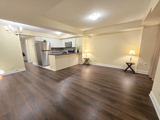 For Lease - 7 Applewood Lane Unit# 107, Toronto, Ontario - Photo 1