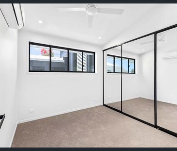 Beautifully Appointed, Space, Location and style - Photo 4