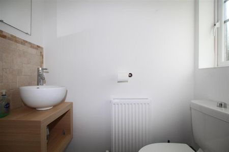 3 bedroom townhouse to rent - Photo 2