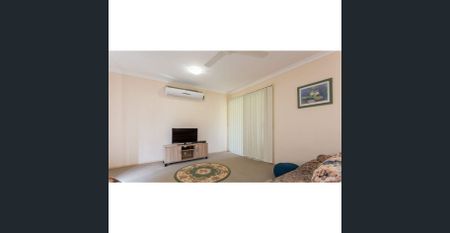 LOADS OF SOLAR POWER TO BRING HOUSEHOLD EXPENSES DOWN - Photo 5