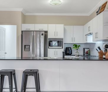 9 Littabella Place, Bushland Beach - Photo 5