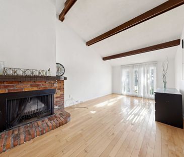 For Lease - 58 Ambercroft Boulevard, Toronto, Ontario - Photo 5