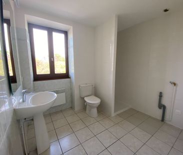 Location Appartement 2 pièces 48m² ALBY SUR CHERAN 74540 - Photo 1
