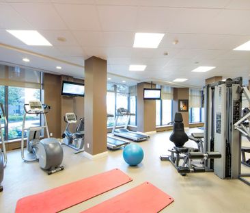 For Lease - 5191 Dundas (3 Summerland Terr) Street Unit# 908, Toron... - Photo 5