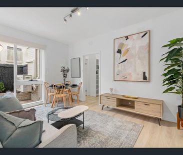 Light-Filled Luxury in the Heart of Caulfield North | FLARE REAL ES... - Photo 3