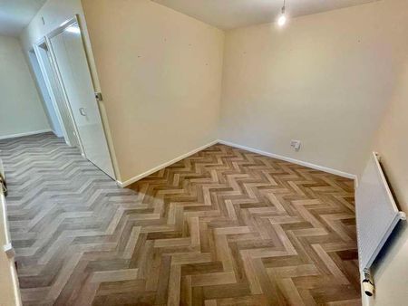 High Street, Sutton On Sea, LN12 - Photo 3