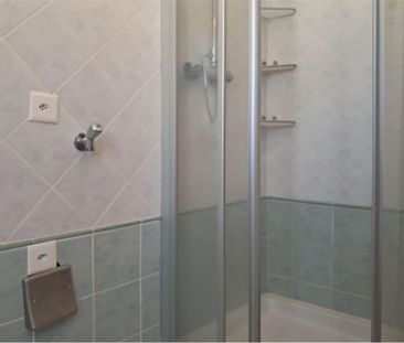 Bioggio: spazioso attico di 4,5 locali con vista lago in casa bifamili - Foto 5