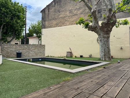SALON DE PROVENCE - Maison type 5 - Photo 4