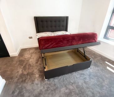 1 Bed Flat, Defoe House, E14 - Photo 3