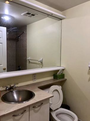 For Lease - 55 Bloor Street Unit# 1701, Toronto, Ontario - Photo 1