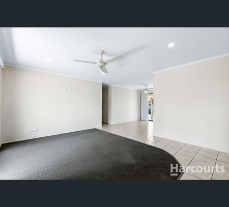 24 Jack Street, Pialba, Qld 4655 - Photo 4