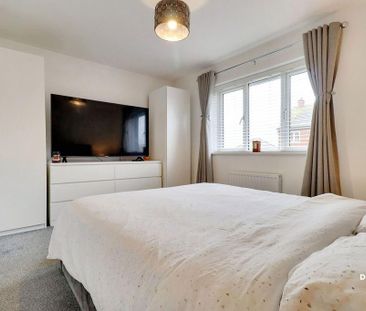 2 bedroom semi-detached house to rent - Photo 6