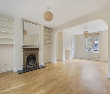2 bedroom terraced house to rent - Photo 4