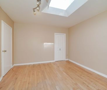For Lease - 1378 Danforth Avenue Unit# 2, Toronto, Ontario - Photo 3