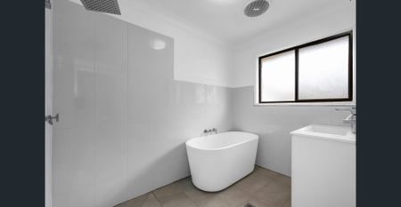 Refreshed 3 Bedroom House in Great Position - Photo 5