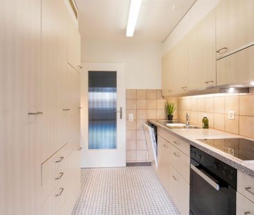 "4,5 Zimmerwohnung mit Gartenschwimmbad" - Photo 4