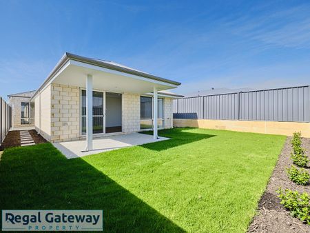 14 Corymbia Way, HAMMOND PARK WA 6164 - Photo 3