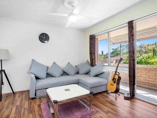 Top Floor Two Bedroom Unit - Photo 1