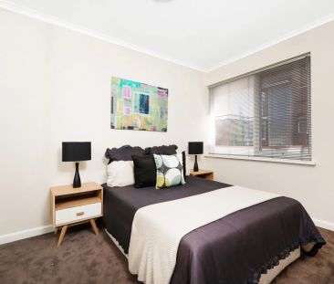 Unit 6/1B Regent Street, Elsternwick. - Photo 2