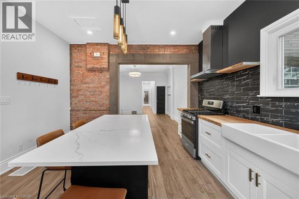 115 ELGIN Street Unit# Main, Hamilton, Ontario, L8L4X9 - Photo 1