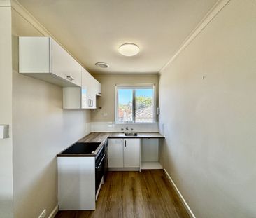 14/27 Royal Ave, Glen Huntly VIC 3163 - Apartment For Rent | Domain - Photo 3