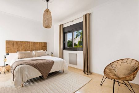 5 bedroom luxury Villa for rent in Puerto Banus, Spain - Photo 3