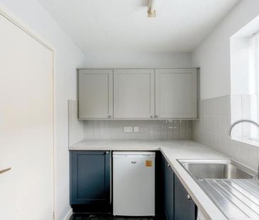 A property in a great, central location with an allocated parking s... - Photo 6