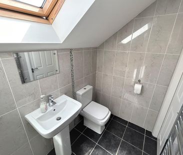 Eley Court, Halesowen Street, Rowley Regis - Photo 1