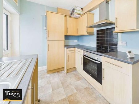 Red Bank Road, Bispham, FY2 - Photo 4