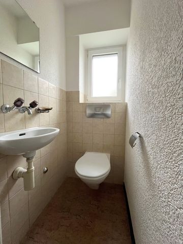 Zentral Wohnen - Charmante 4.0-Zimmerwohnung mit Wohlfühlfaktor - Photo 3