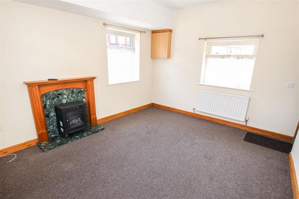 3 bedroom townhouse to rent - Photo 1