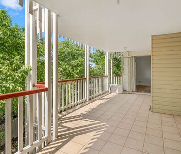 Refurbished Unit Centrally Located in Highgate Hill - Photo 5