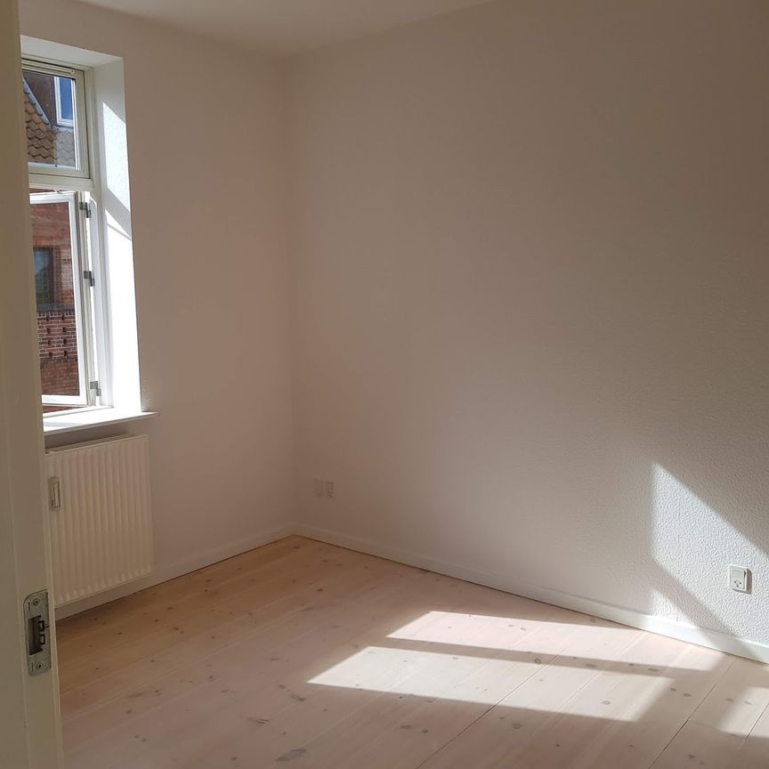 Skøn 3-vær lejlighed i Silkeborg midtby - Foto 1