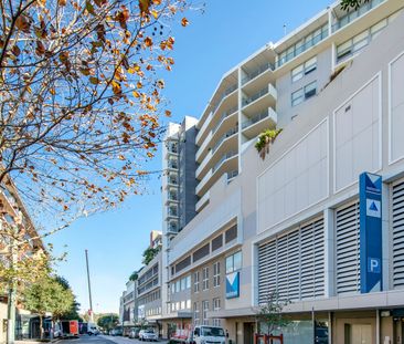 Air-conditioned and spacious, in a central city location. Includes ... - Photo 4